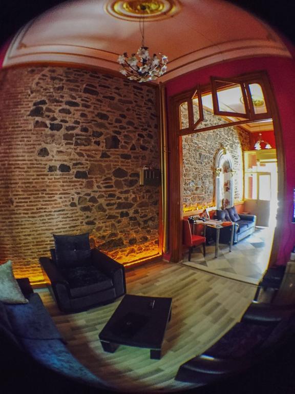 Laguna Otel Pansiyon Ізмір Екстер'єр фото